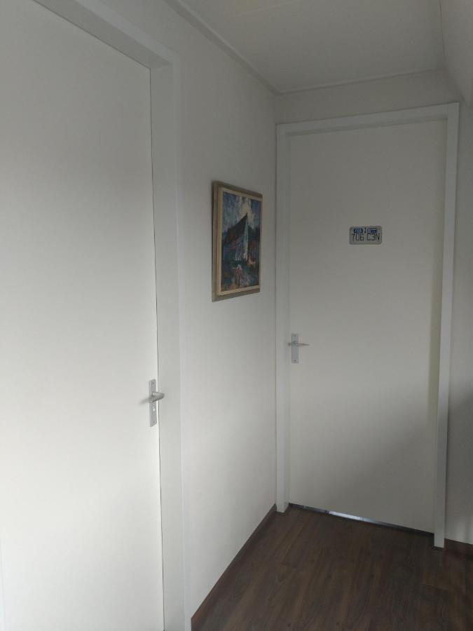 Etage Met Slaap, En Badkamer Sommelsdijk Екстер'єр фото